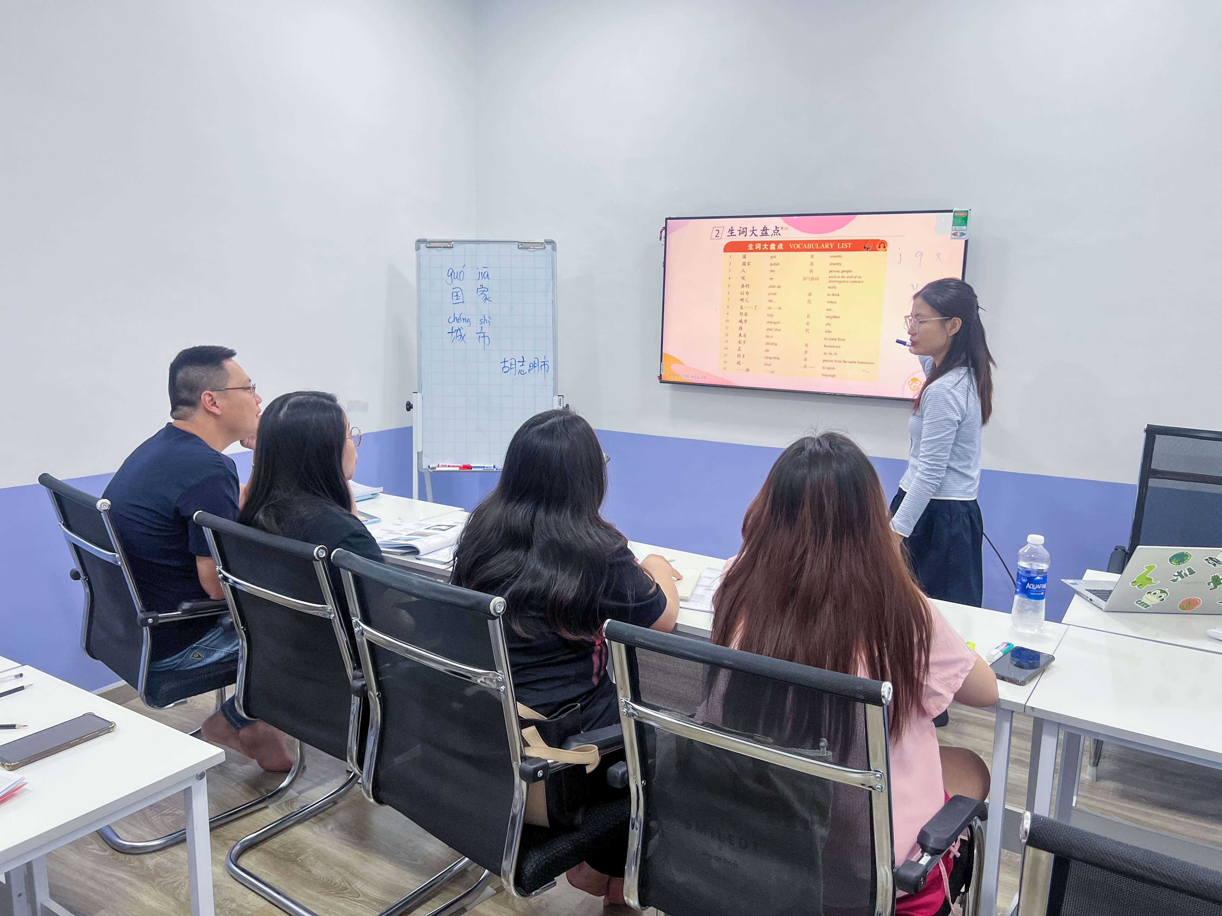 Môi trường học tập CGE - hsk 3