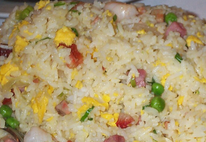 Cơm chiên Dương Châu – 扬州炒饭
